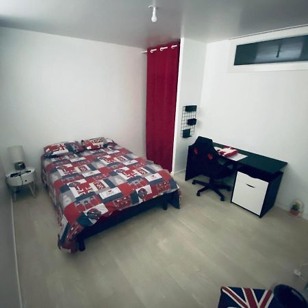 Apartament Chambre Privee Face A La Gare Tarbes Zewnętrze zdjęcie